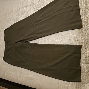 Army green light weight dress pant